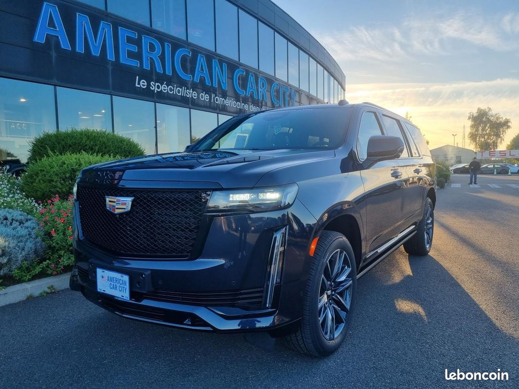 CADILLAC ESCALADE ESV Sport Platinum V8 6.2L (image 1)