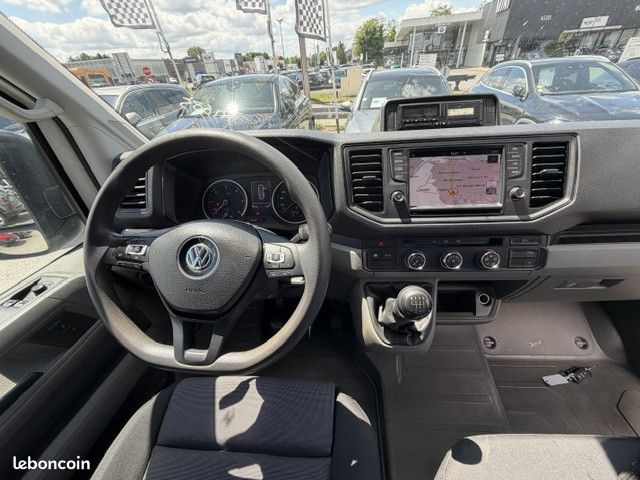 Volkswagen CRAFTER FOURGON VOLKSWAGEN CRAFTER 177 CV GPS TEL CAMERA DE RECUL VITRE ARRIERE Fourgon Business Line L4 H3 (21 243HT) (image 4)