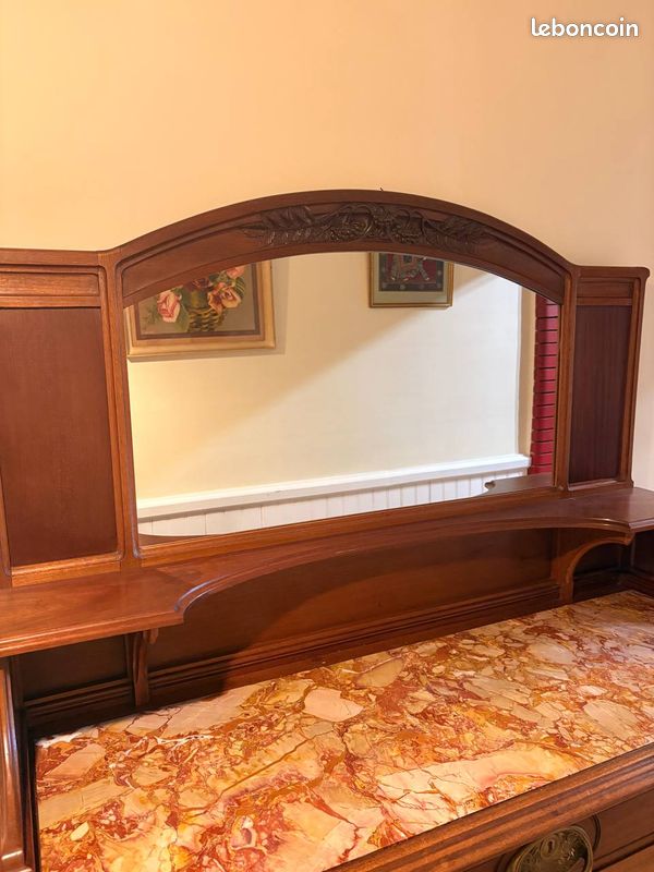 Buffet desserte Art Nouveau — bois sculpté, marbre, miroir — vers 1900 (image 9)