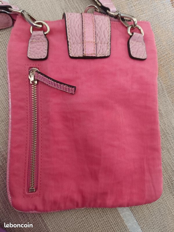Sacoche Guess (image 3)