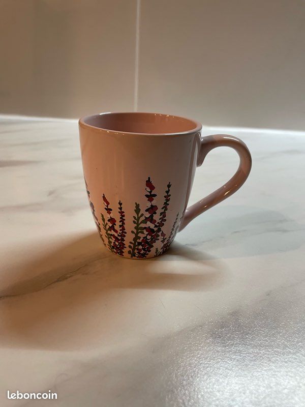 Tasse à fleurs (image 1)