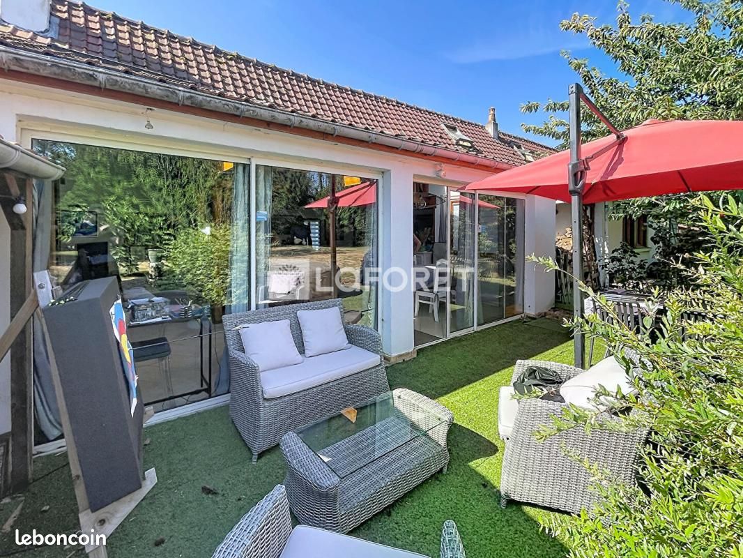 Maison 5 pièces 117 m² · à Lamotte-Buleux · 117 m² · 227 900 €