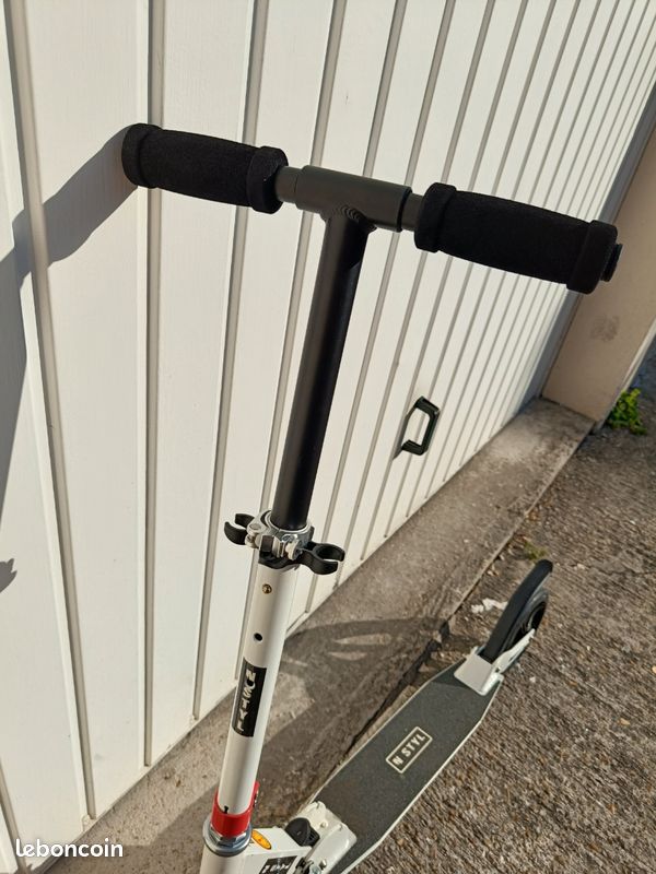 Trottinette pliante grandes roues très bon état (image 2)