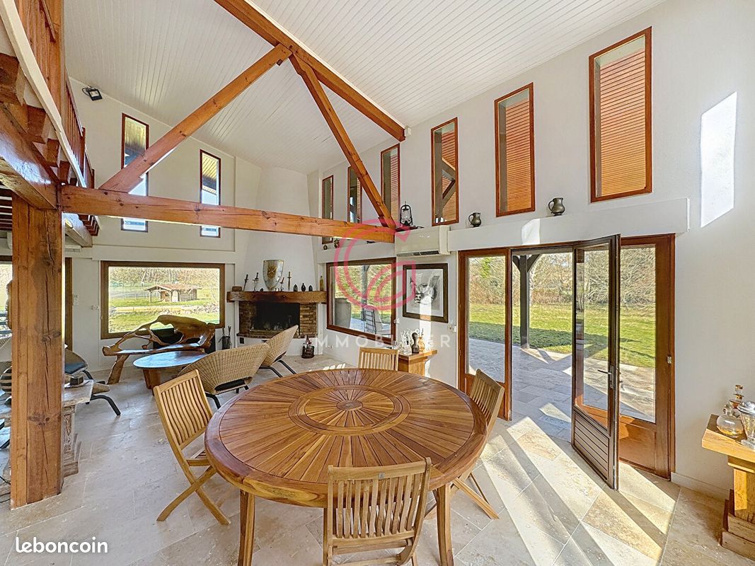 Maison 8 pièces 255 m² · à Sainte-Eulalie-en-Born · 255 m² · 799 000 €