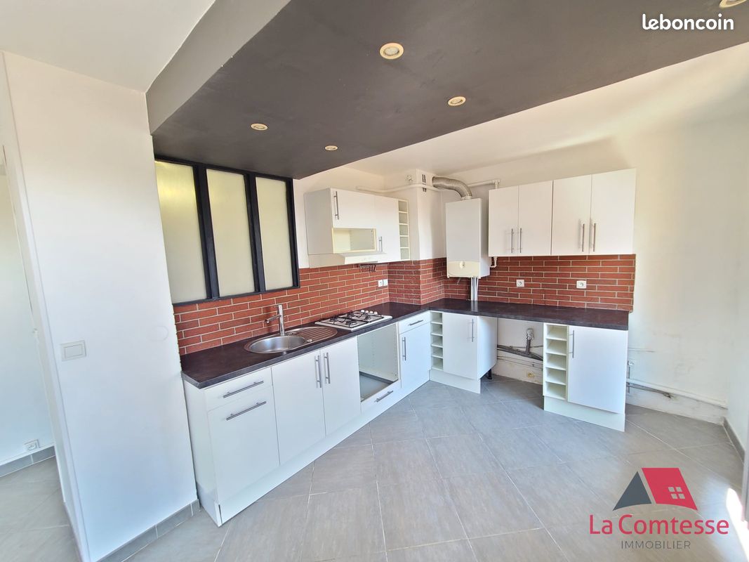 Appartement 3 pièces 58 m² · à Marseille · 58 m² · 903 €/mois