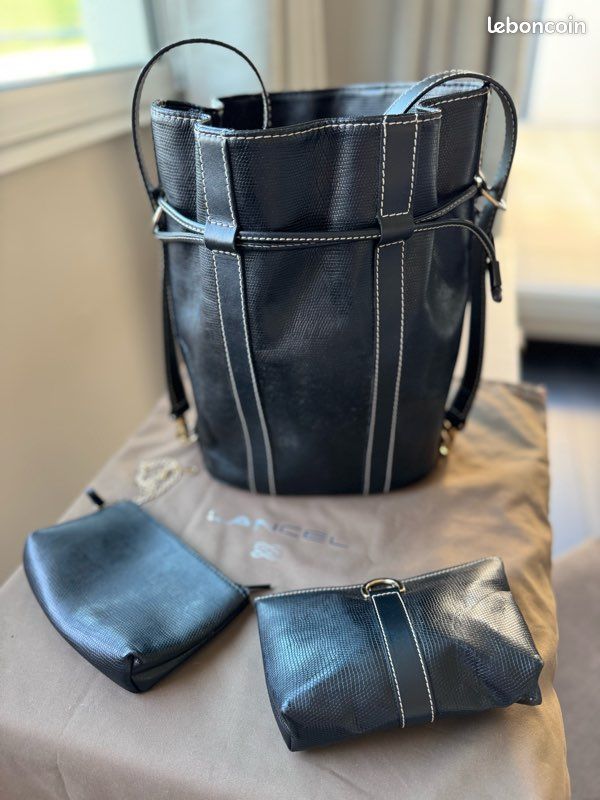 Sac seau LANCEL pas d'envoi Accessoires Bagagerie