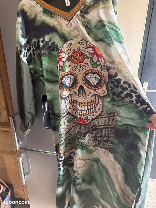Robe légère kaki et tête de mort (image 4)
