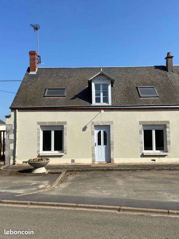 Maison 5 pièces 103 m² · à Sancheville · 103 m² · 805 €