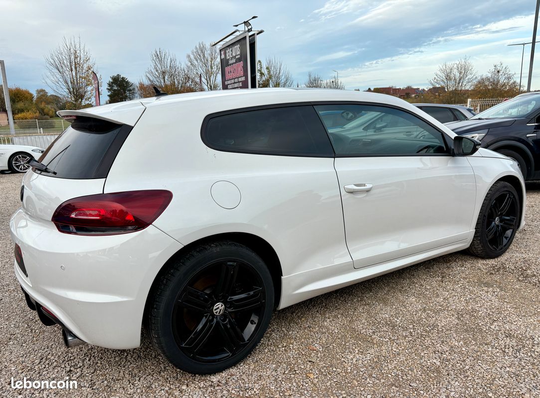 VOLKSWAGEN SCIROCCO R 2.0 L ESSENCE 265 CH 04/2011 176000 KM 16990e GARANTIE 6 MOIS TOTALE REPRISE POSSIBLE (image 3)