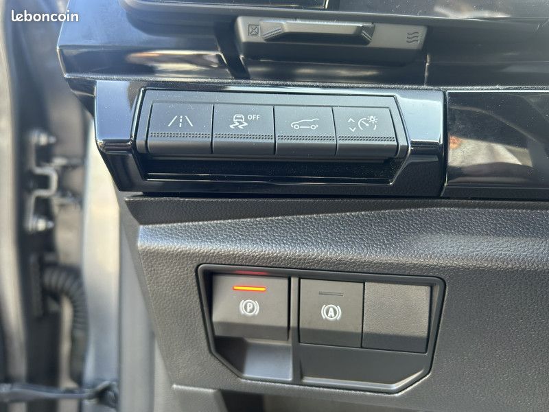 Renault AUSTRAL 1.2 E-TECH FULL HYBRID 200CH ICONIC ESPRIT ALPINE- 23 (image 17)