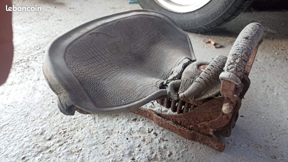 Selle ancienne merat (image 1)