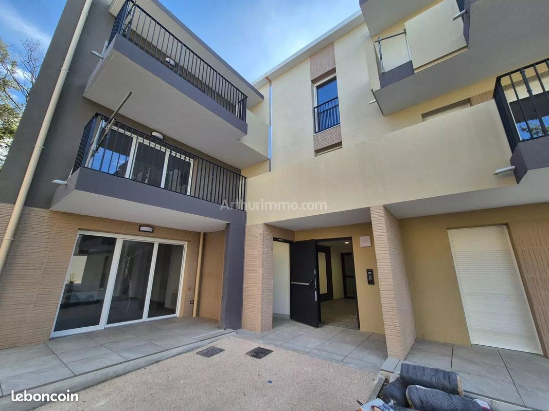 Appartement 3 pièces 70 m² · à Draguignan · 70 m² · 906 €/mois