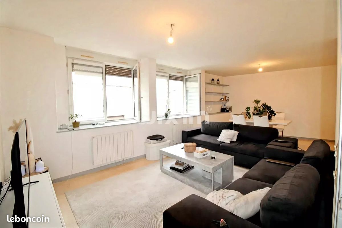 Appartement 3 pièces 78 m² · à Saint-Claude · 78 m² · 62 000 €