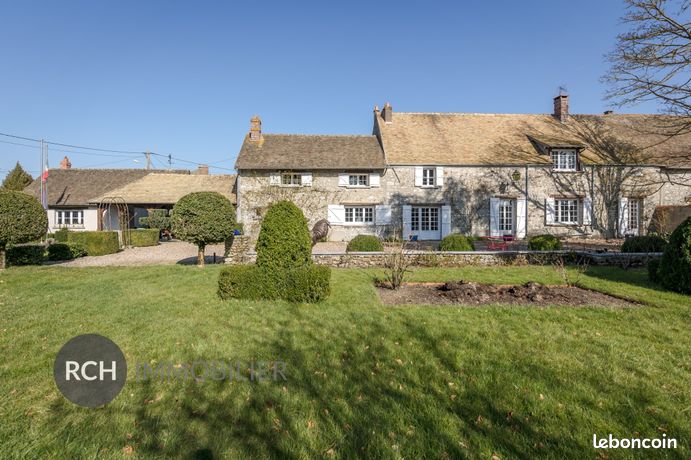 Maison 10 pièces 265 m²