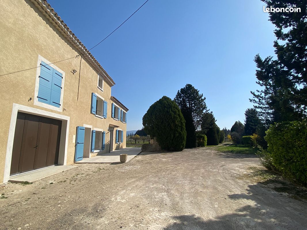 Maison 6 pièces 166 m² · au Thor · 166 m² · 1 635 €/mois