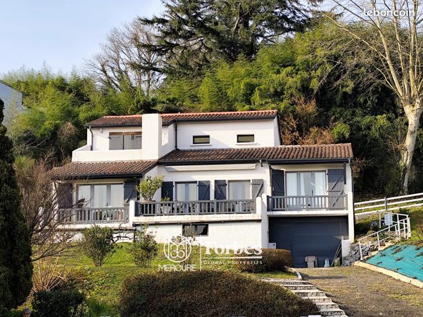 Villa 7 pièces 182 m²