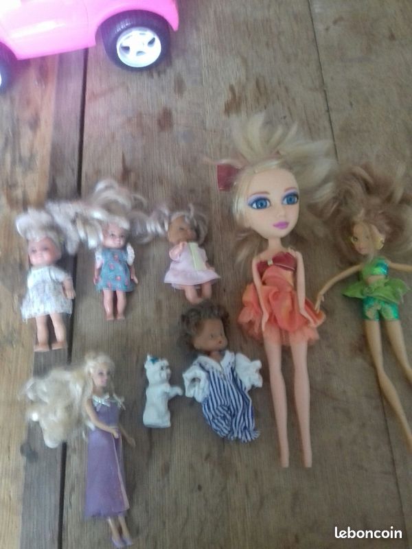 Lot poupées barbies (image 3)