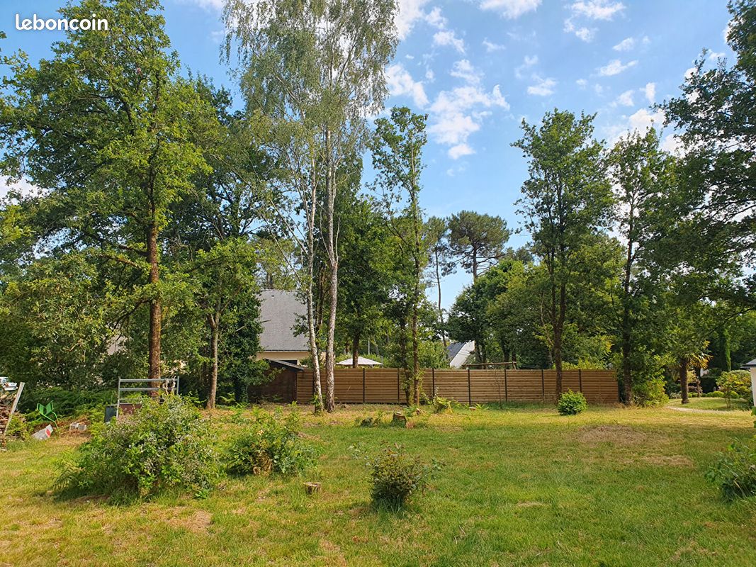 Terrain 650 m² · à Brech · 650 m² · 189 360 €
