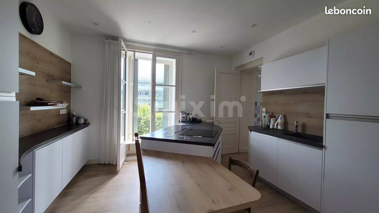 Appartement 5 pièces 140 m²