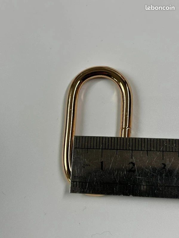 38mm - Lot de 10 Anneaux ovales en métal - Doré (image 4)