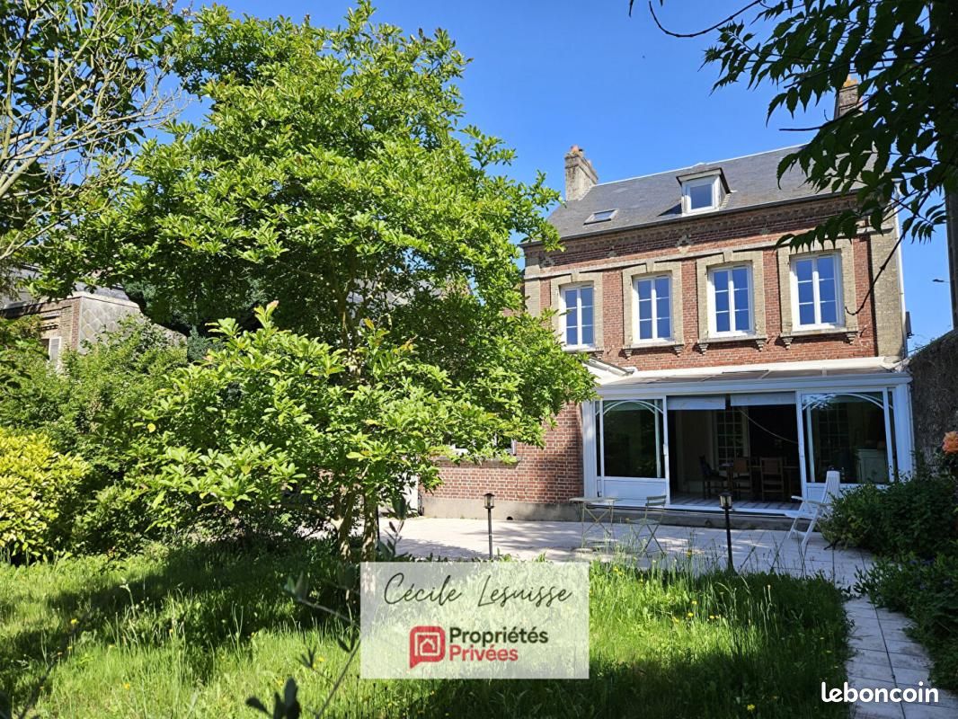 Maison 8 pièces 180 m² · à Lillebonne · 180 m² · 220 000 €