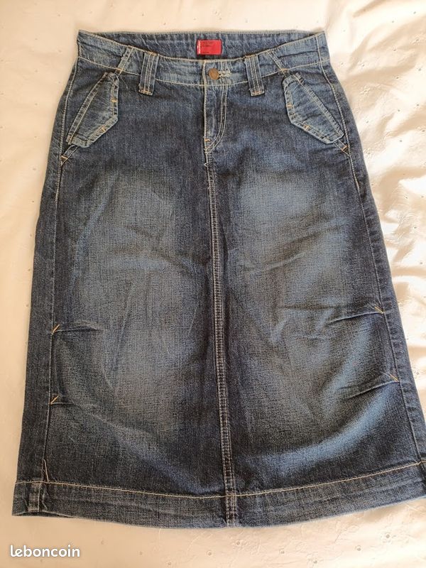 Jupe Mini En Jean Levi's - Taille 38 - Occasion En Très Bon état - Bleu