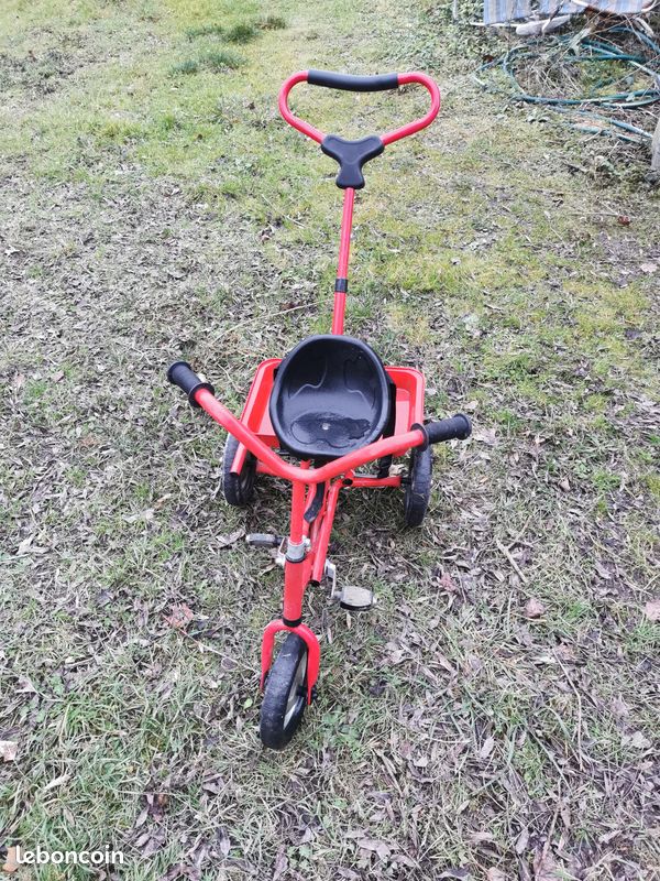 Tricycle enfant rouge (image 2)