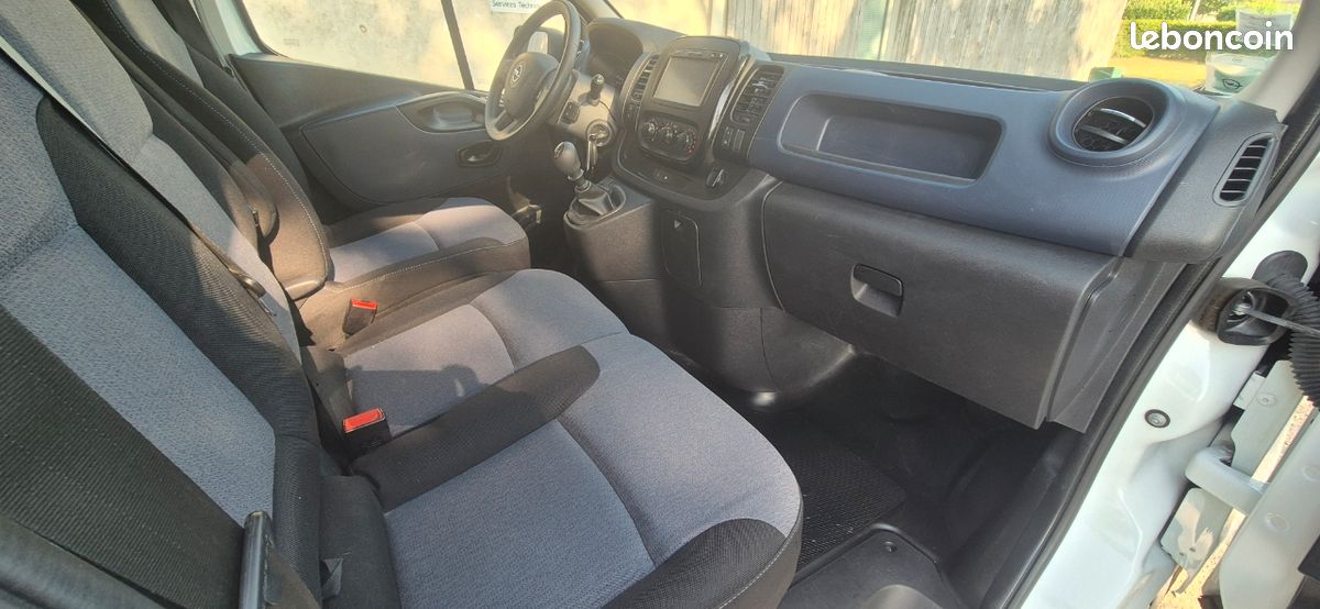 Opel vivaro 1,6l 120 ch pack clim + (image 5)