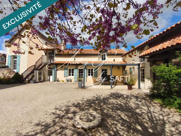Propriété 5 pièces 195 m²
