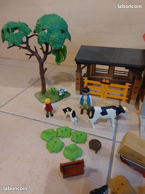 Playmobil 4490 grosser Bauernhof (Gebraucht) in Sirnach für CHF 42