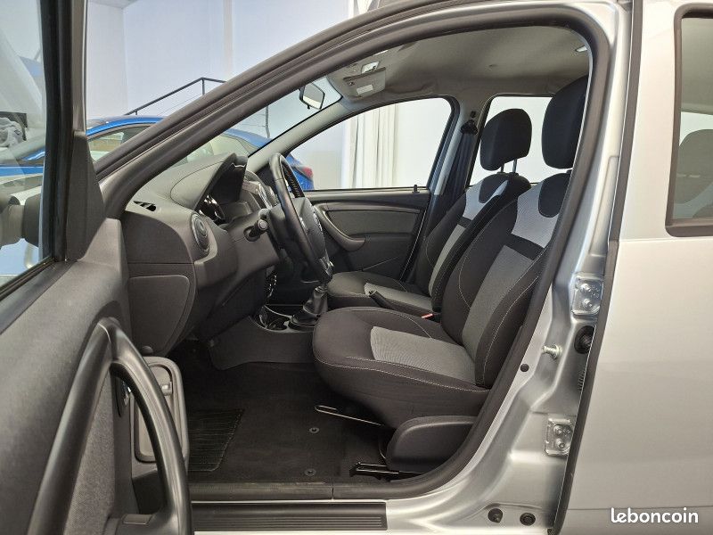 Dacia DUSTER 1.2 TCE 125 ch 4X4 4wd (image 16)