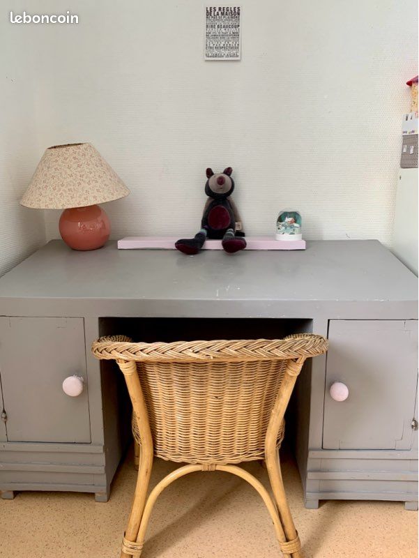 Bureau pour enfant en bois vintage (image 1)