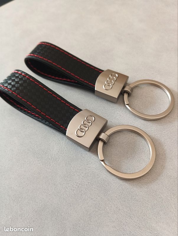 2 Porte clés Audi 4 anneaux A1 A3 A4 A5 A6 a7 a8 S3 RS3 RS4 S4 s5 rs5 q2 q3 Q5 Q7 q8 tt s rs RS6 rs7 (image 2)