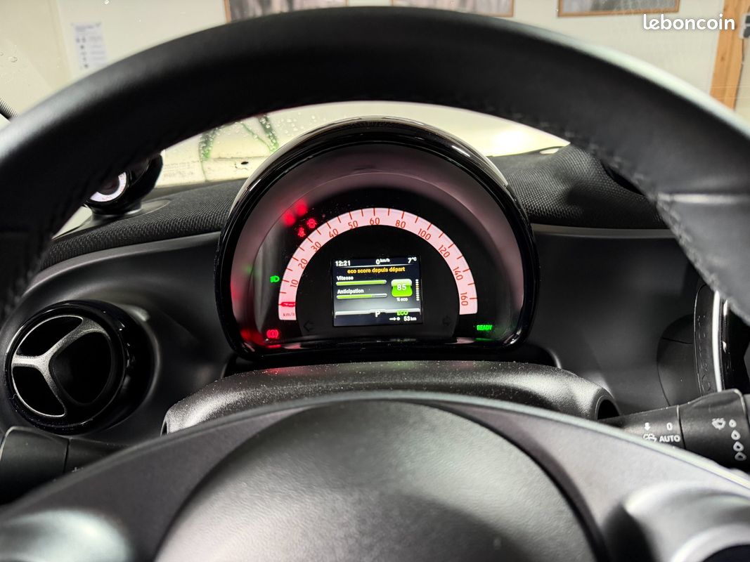 SMART FORFOUR EQ 82 ch Prime (image 22)