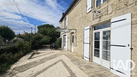 Maison 7 pièces 180 m² · à Voulême · 180 m² · 169 000 €
