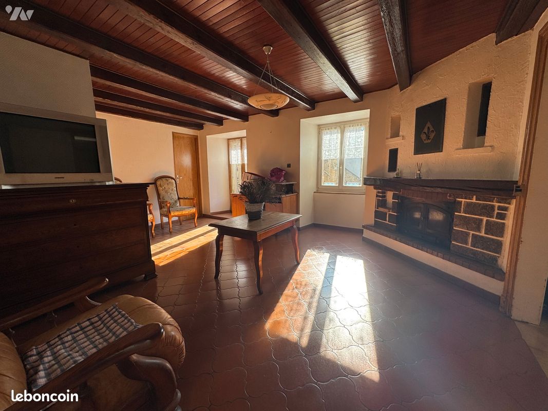 Maison 5 pièces 113 m² · à Sainte-Marie · 113 m² · 82 900 €