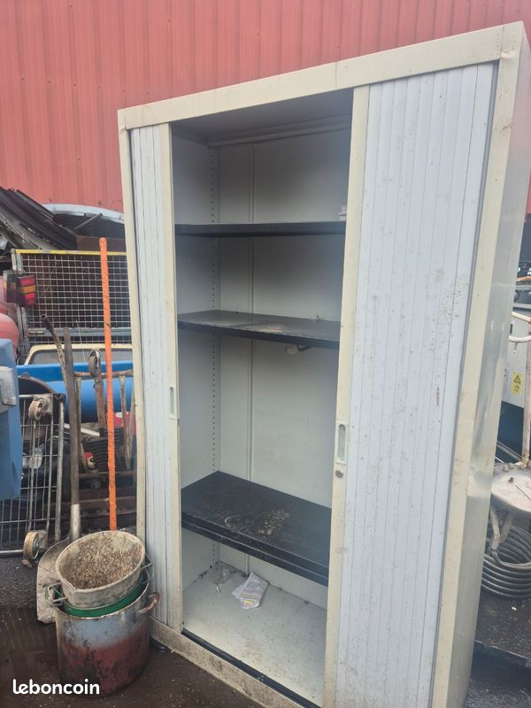 Armoire en fer (image 2)