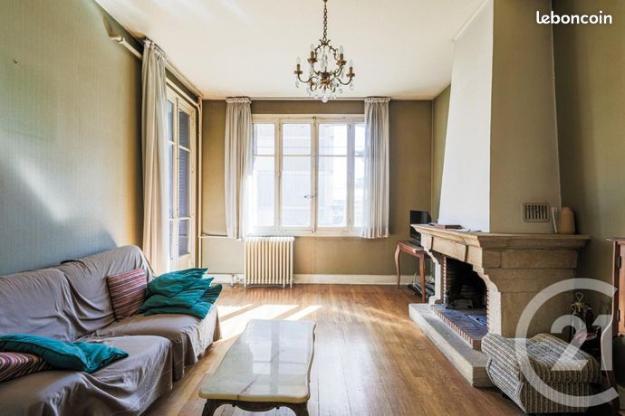Maison de ville 7 pièces 231 m² — 7