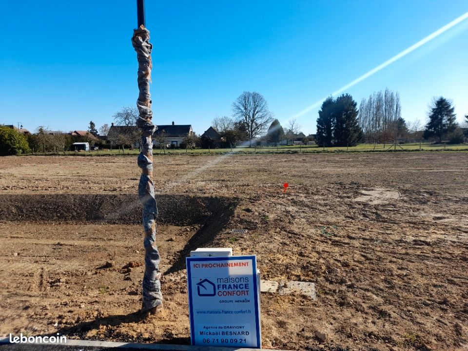 Terrain 1 000 m² Quatremare · 59 500 €