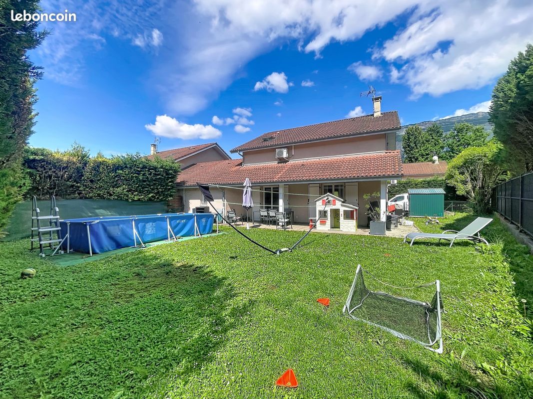 Maison 5 pièces 105 m² · à Meylan · 105 m² · 555 000 €