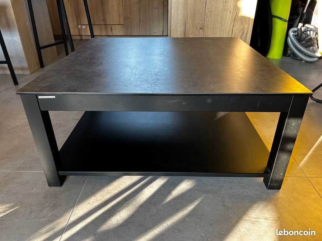 Table basse carrée (image 1)