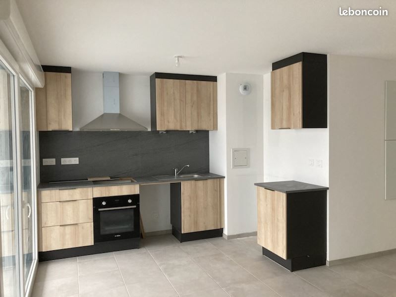 Appartement 3 pièces 63 m² · à Saint-Louis · 63 m² · 873 €/mois