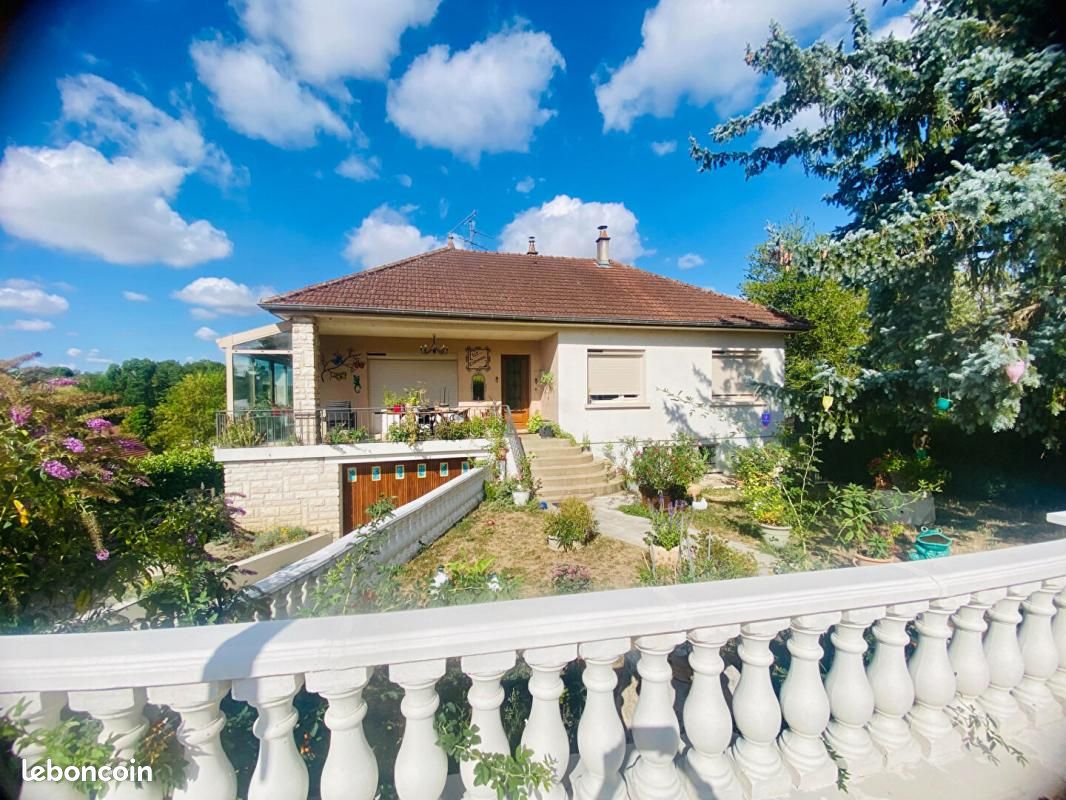 Maison 3 pièces 87 m² · à Pierre-de-Bresse · 87 m² · 150 000 €