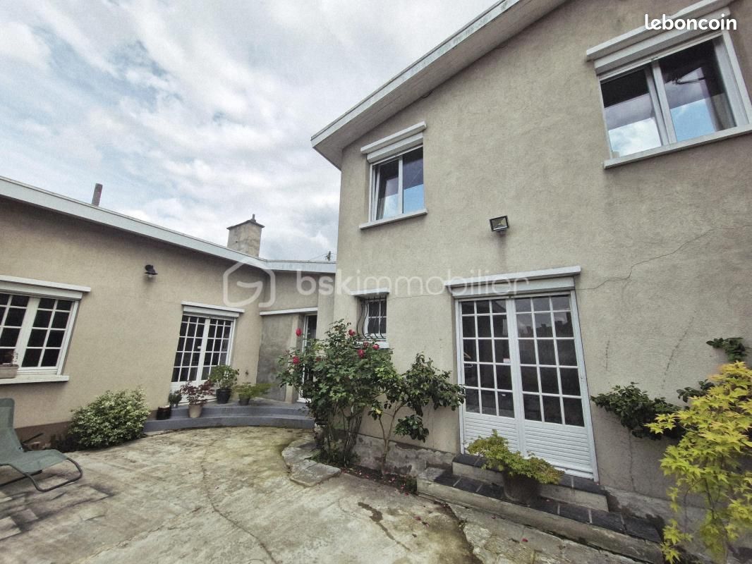 Maison 8 pièces 190 m² · à Lens · 190 m² · 187 500 €