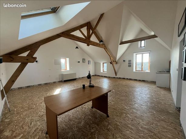 Maison 8 pièces 241 m²