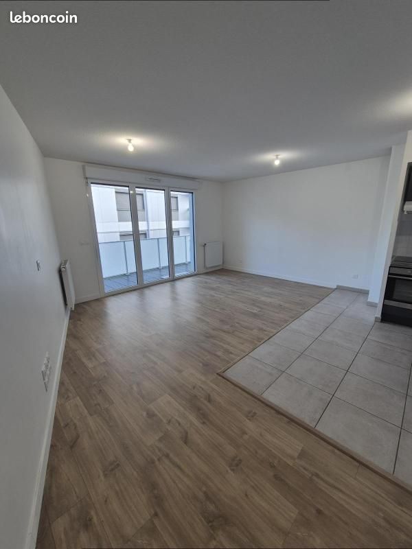 Appartement 3 pièces 67 m² · à Bordeaux · 67 m² · 913 €/mois