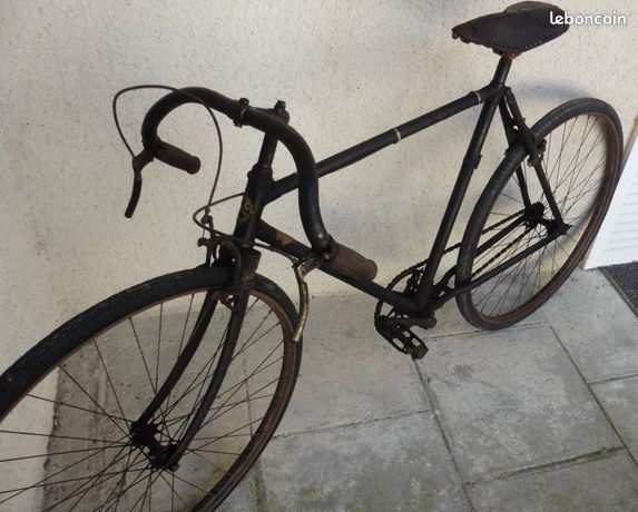 Vélo ancien 1900 collection cycles , vélocipède cadre incliné - Vélos