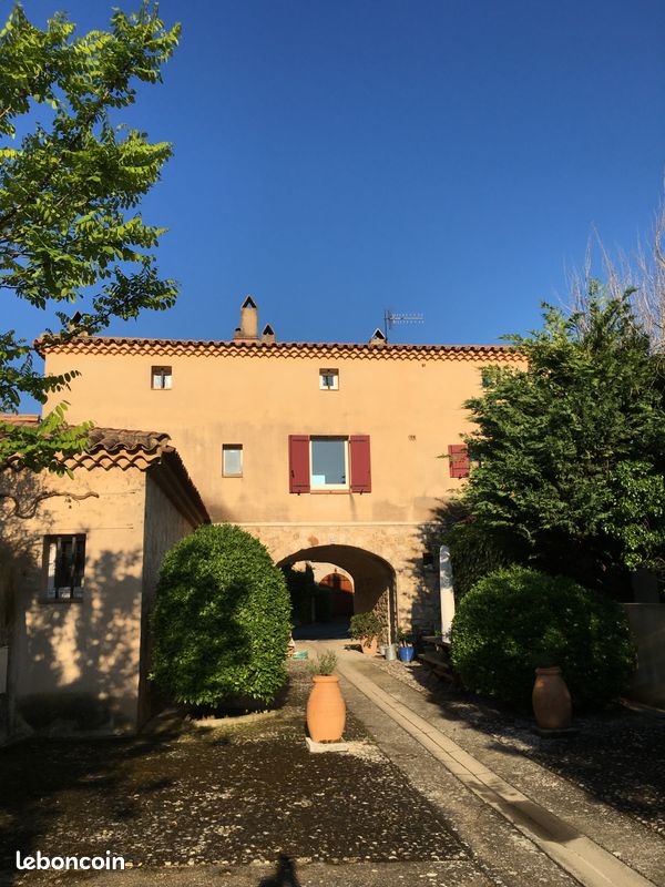 Maison 3 pièces 90 m² · à Ventabren · 90 m² · 440 000 €