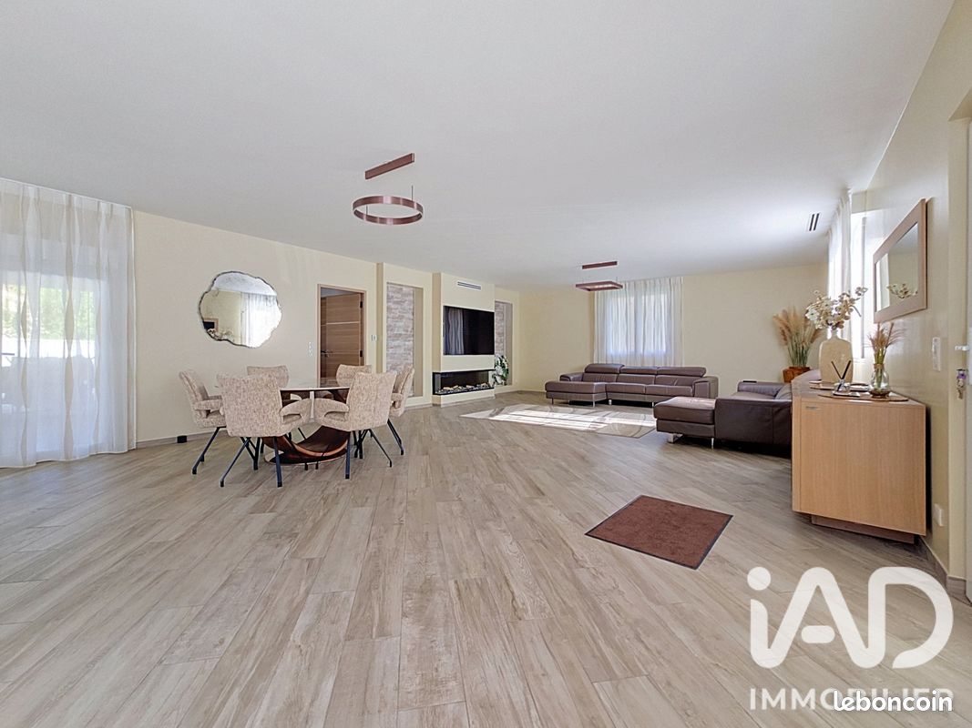 Maison 9 pièces 250 m² · à Rethel · 250 m² · 500 000 €