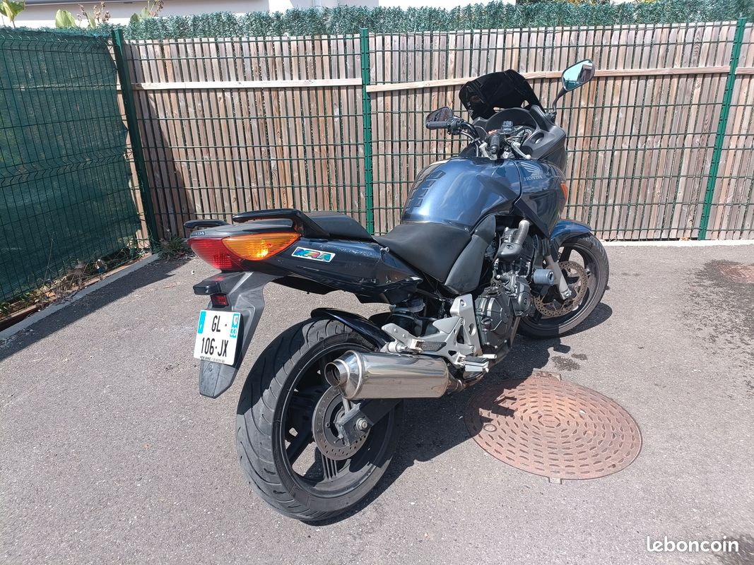 Vends moto honda cbf 600 s de 2004 - 46 000 km (image 4)